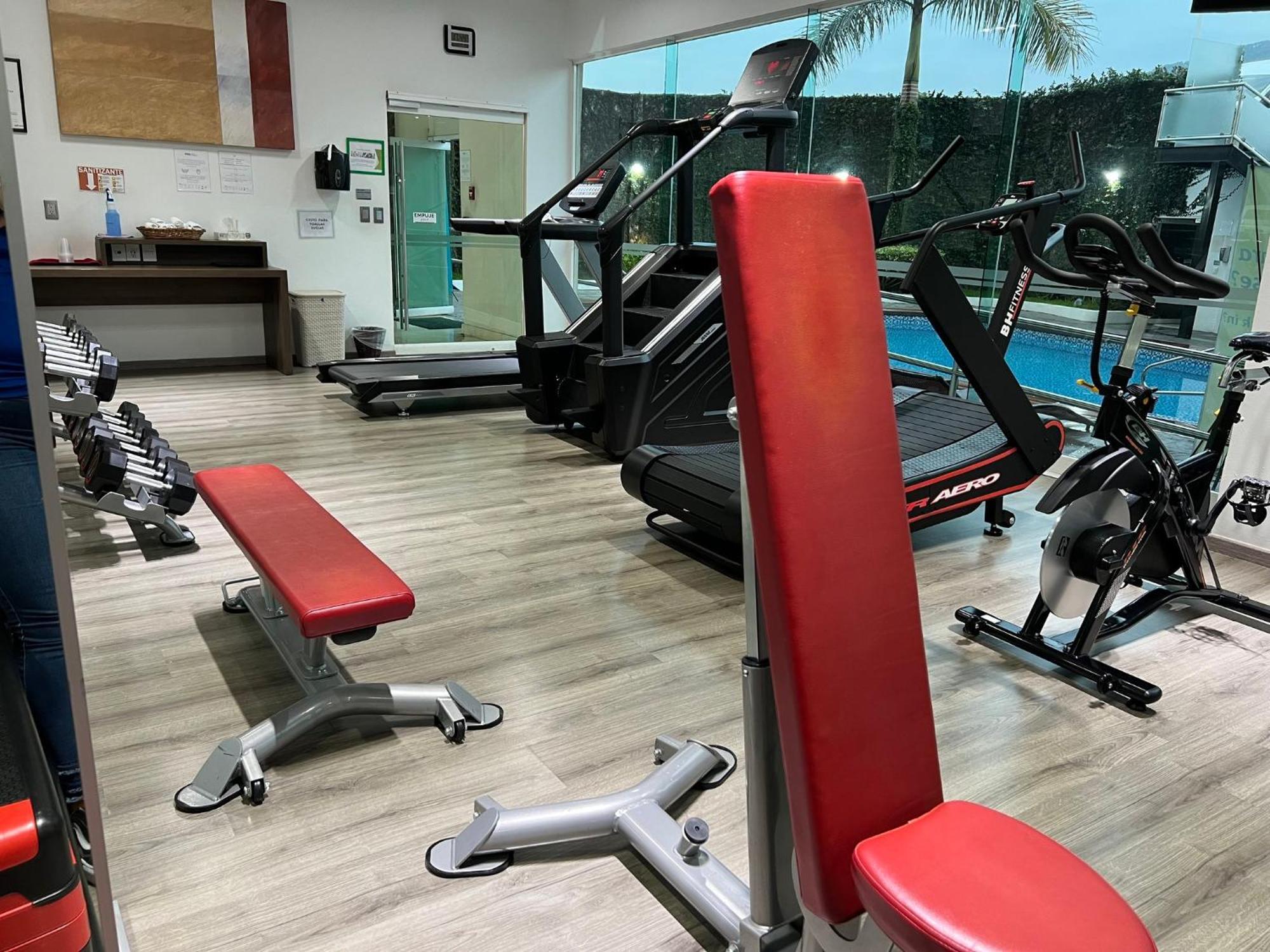Holiday Inn Uruapan By Ihg Dış mekan fotoğraf