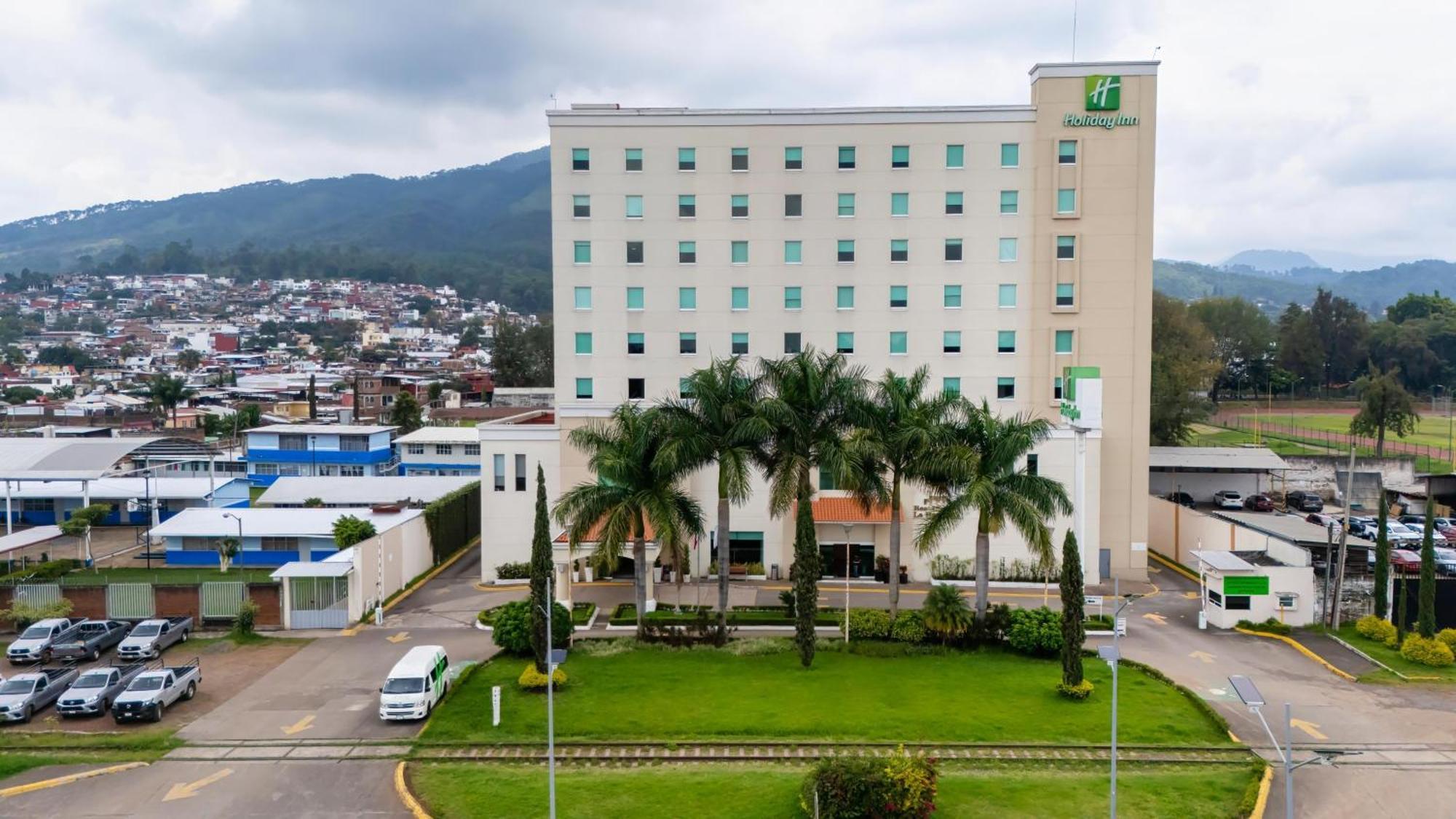 Holiday Inn Uruapan By Ihg Dış mekan fotoğraf