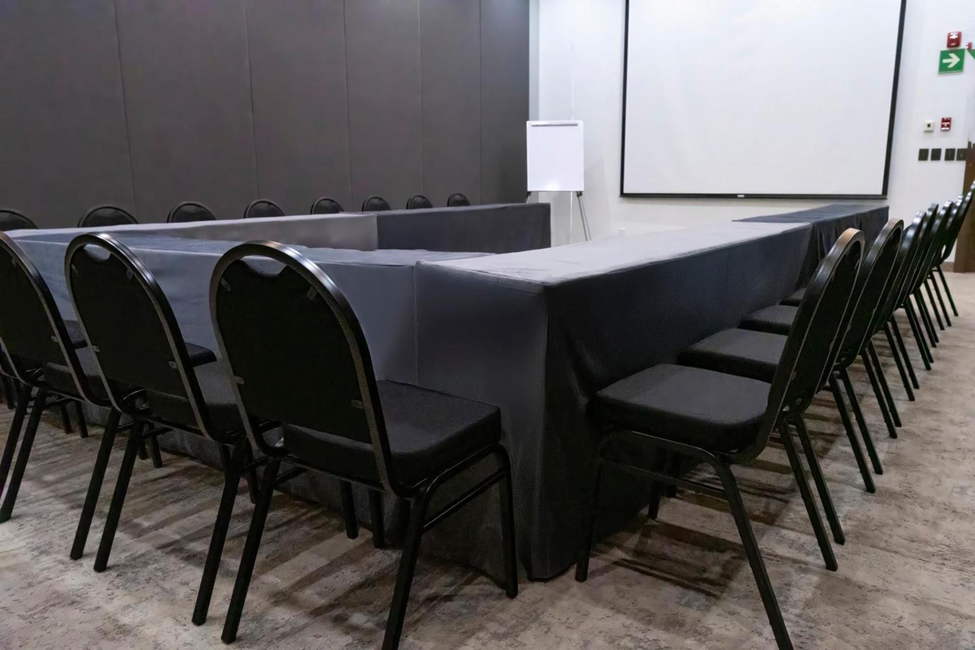 Holiday Inn Uruapan By Ihg Dış mekan fotoğraf