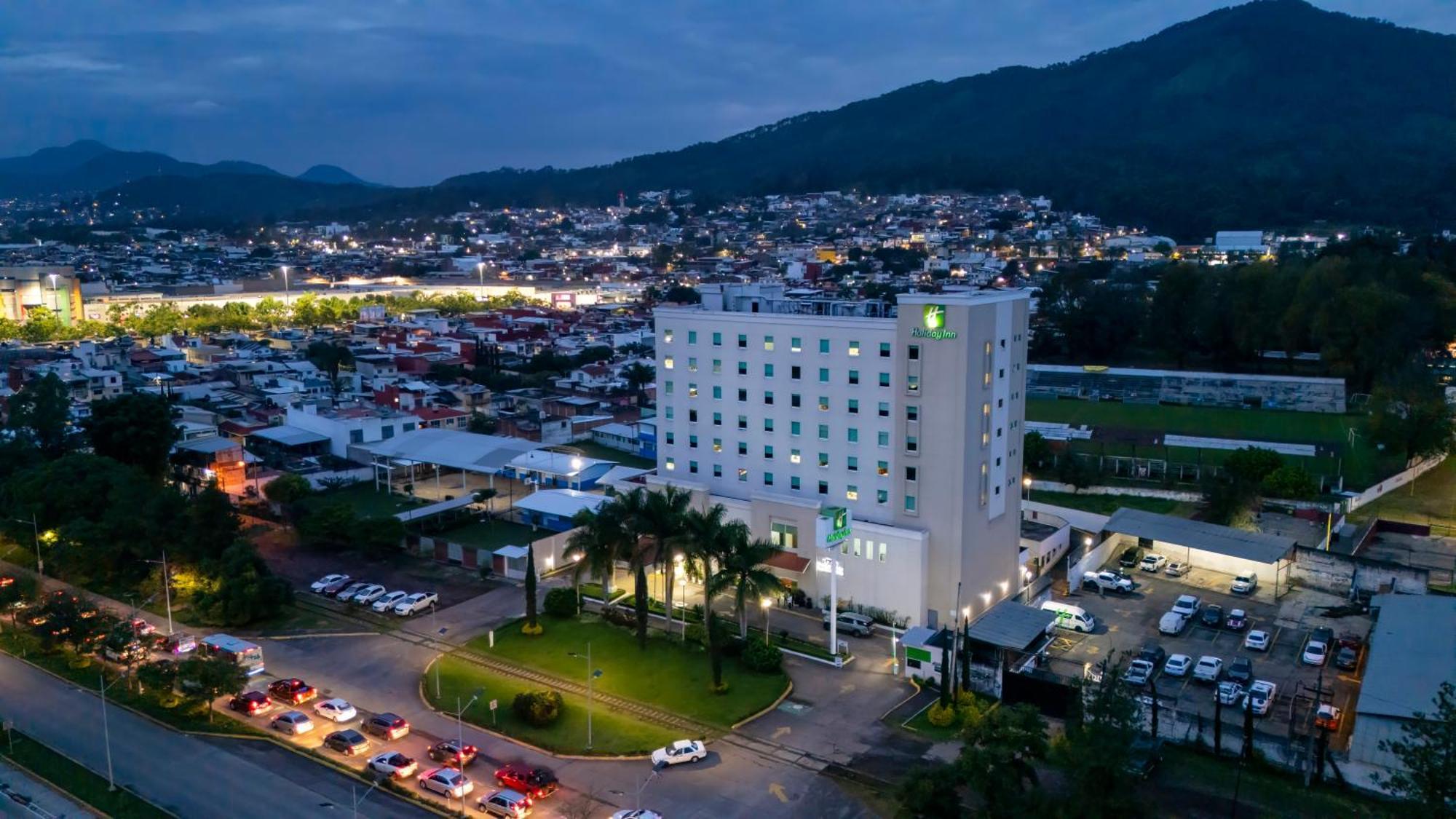 Holiday Inn Uruapan By Ihg Dış mekan fotoğraf