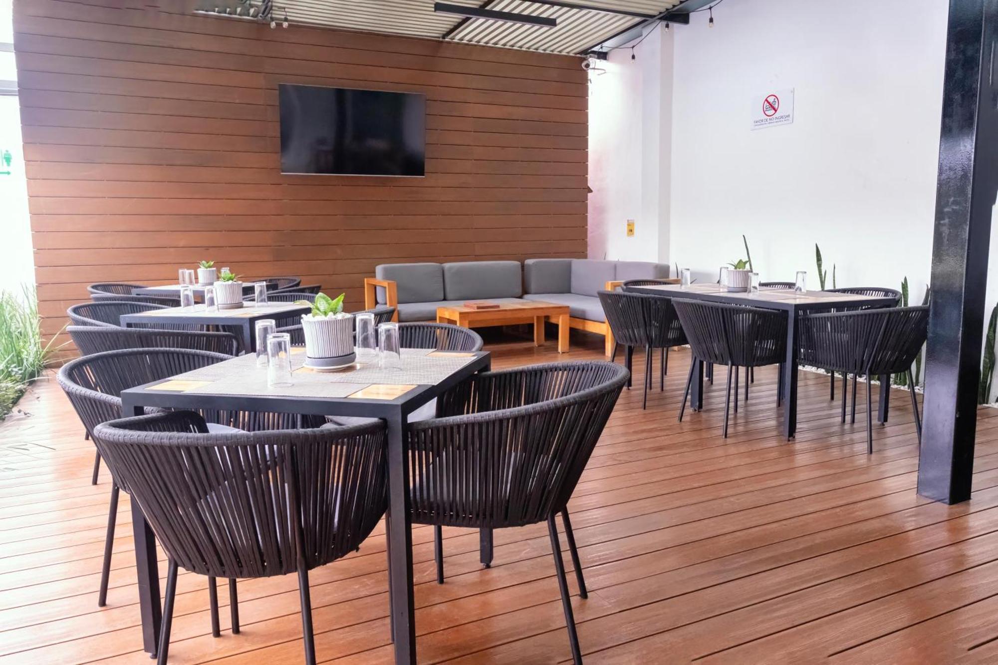 Holiday Inn Uruapan By Ihg Dış mekan fotoğraf